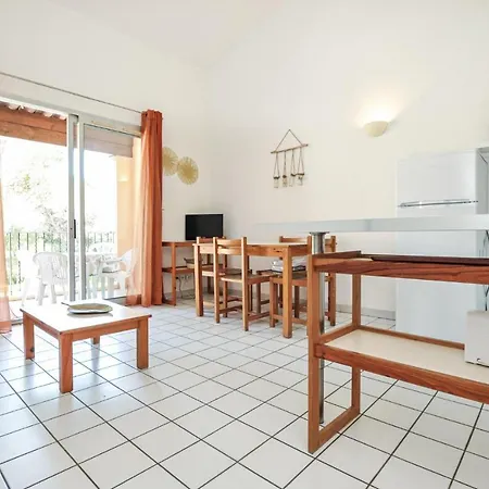 1 Bedroom Gorgeous In Sainte-Maxime