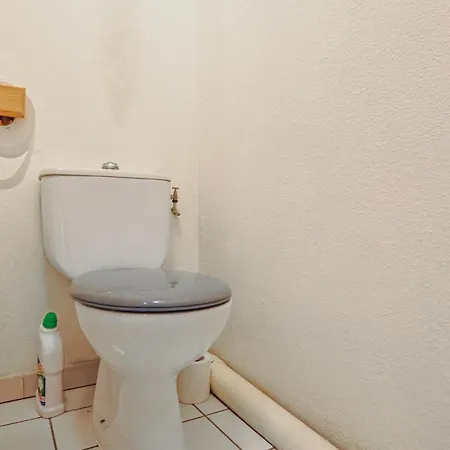 Apartment 1 Bedroom Beautiful In Sainte-Maxime
